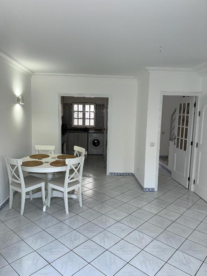 Relaxing 2 Bedroom House 5 Minutes Away From Vilamoura Marina كوارتيرا المظهر الخارجي الصورة