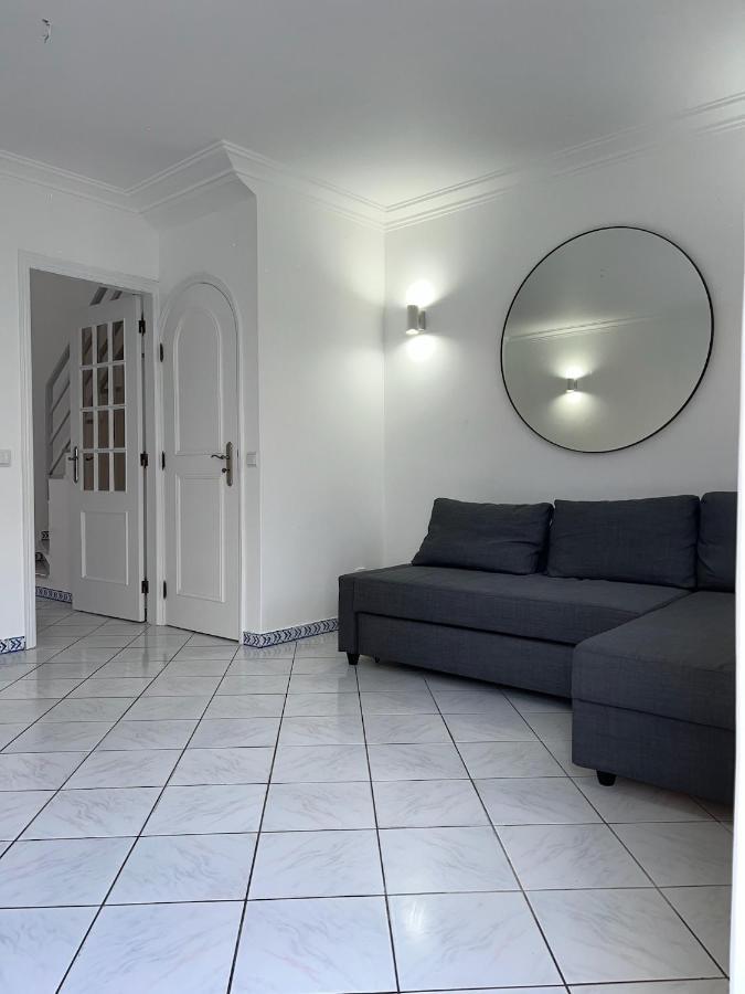 Relaxing 2 Bedroom House 5 Minutes Away From Vilamoura Marina كوارتيرا المظهر الخارجي الصورة